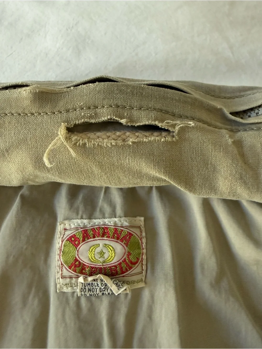 Banana Republic Men's Utility Vest in Beige 80’s Era Piece